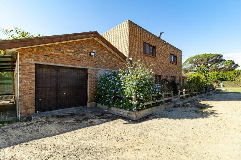 4 Bedroom Property for Sale in Joostenbergvlakte Western Cape